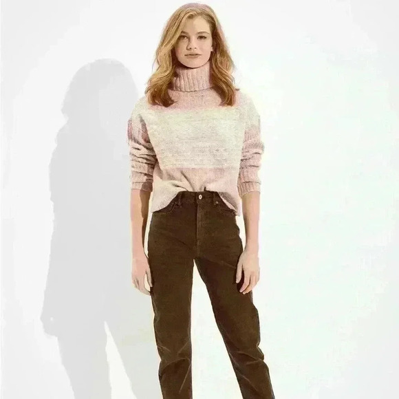 NWT American Eagle Light Pink Pattern Winter Pullover Turtleneck Sweater X-Small - Picture 1 of 6